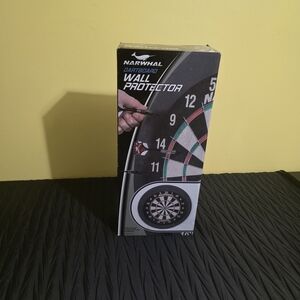 Narwhal Dartboard Wall Protector - Black